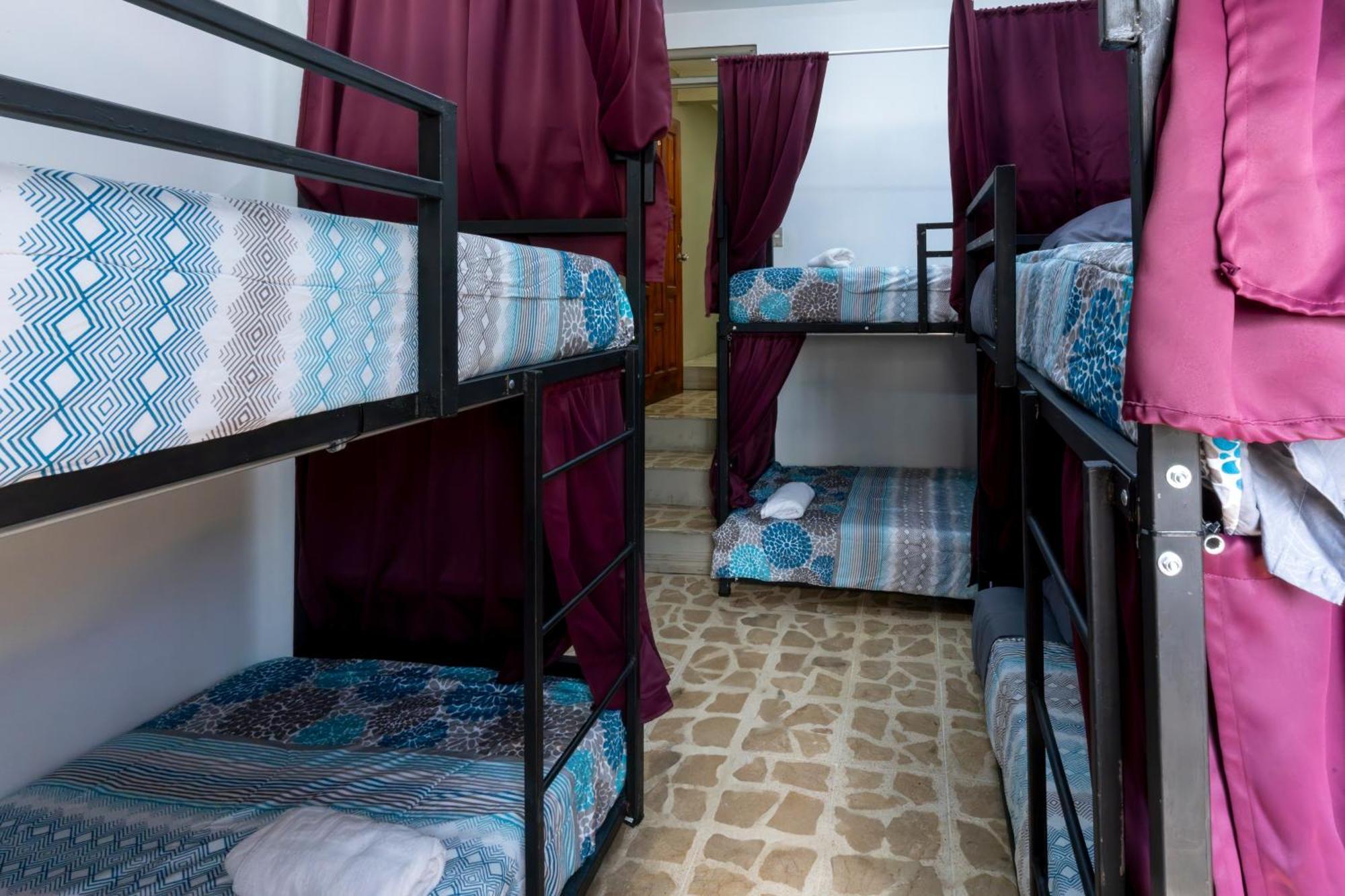 Hostel Las Carmelas, Airport Juan Santamaria, Alajuela, San Jose Zewnętrze zdjęcie