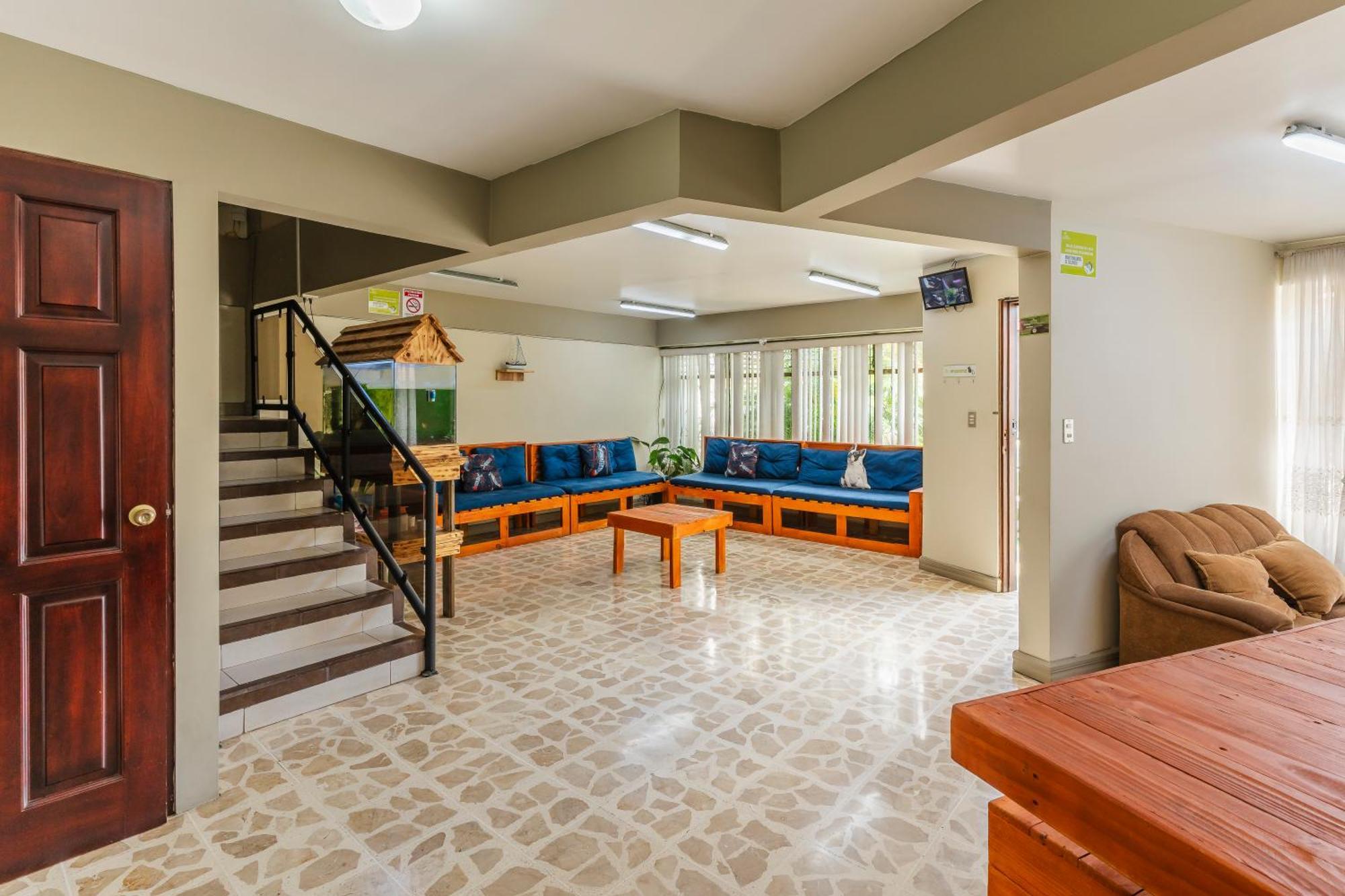 Hostel Las Carmelas, Airport Juan Santamaria, Alajuela, San Jose Zewnętrze zdjęcie